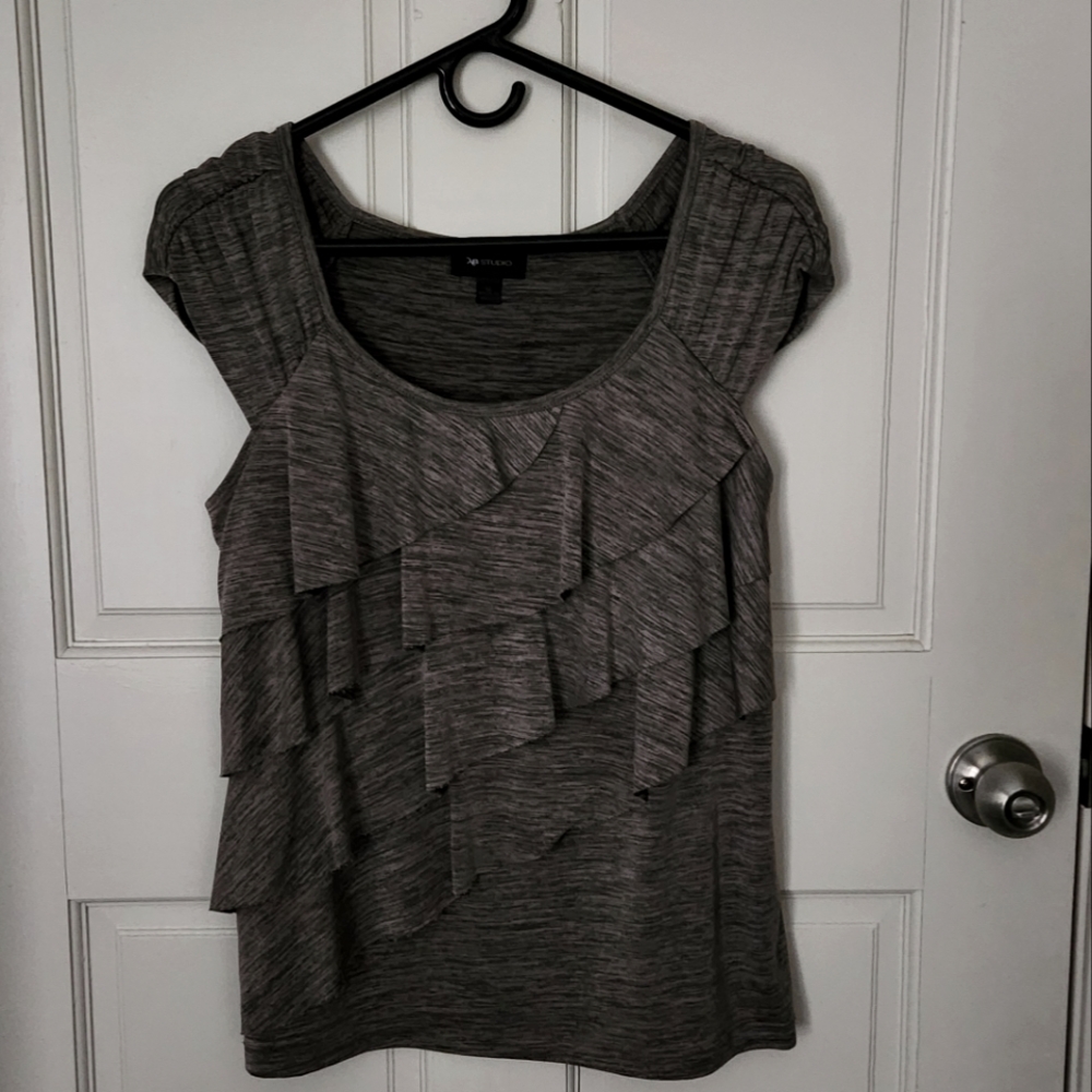 Womens Business Causal Diagonal Ruffle Front Sleeveless Shirt Size M